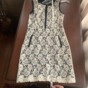 Mac & Riley Lace Dress Sz Small